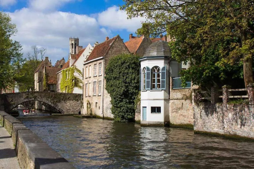 Duplex appertement met zicht Damse vaart @ Brugge Appartement